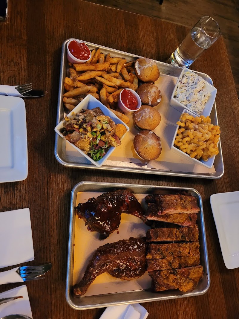 The Whiskey Barn - Honky Tonk and Smoke BBQ photo 4