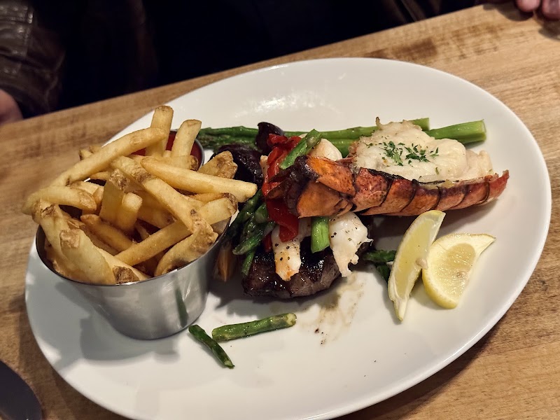 Chop Steakhouse & Bar photo 4