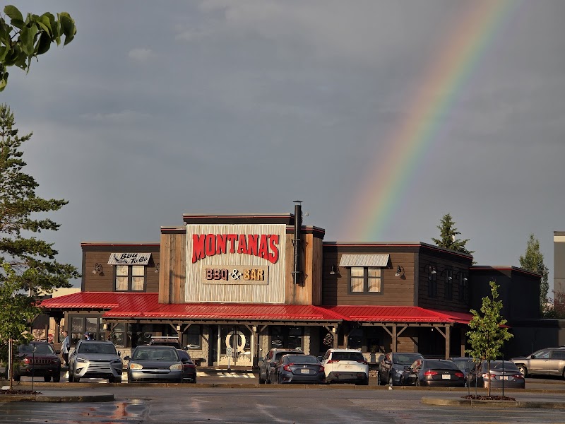 Montana’s BBQ & Bar photo 9