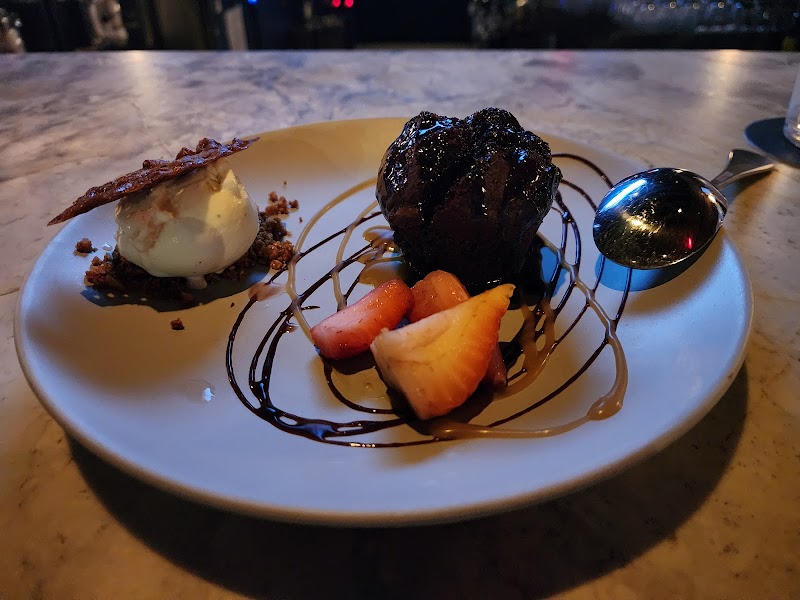 Earls Kitchen + Bar photo 7