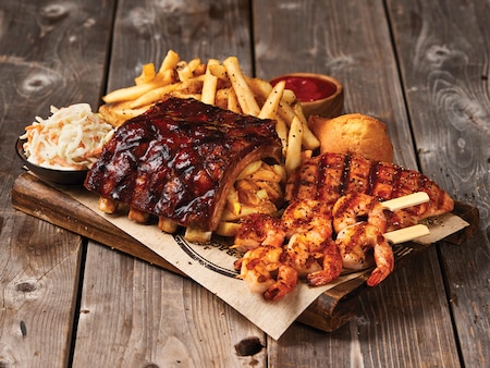 Montana’s BBQ & Bar photo 4