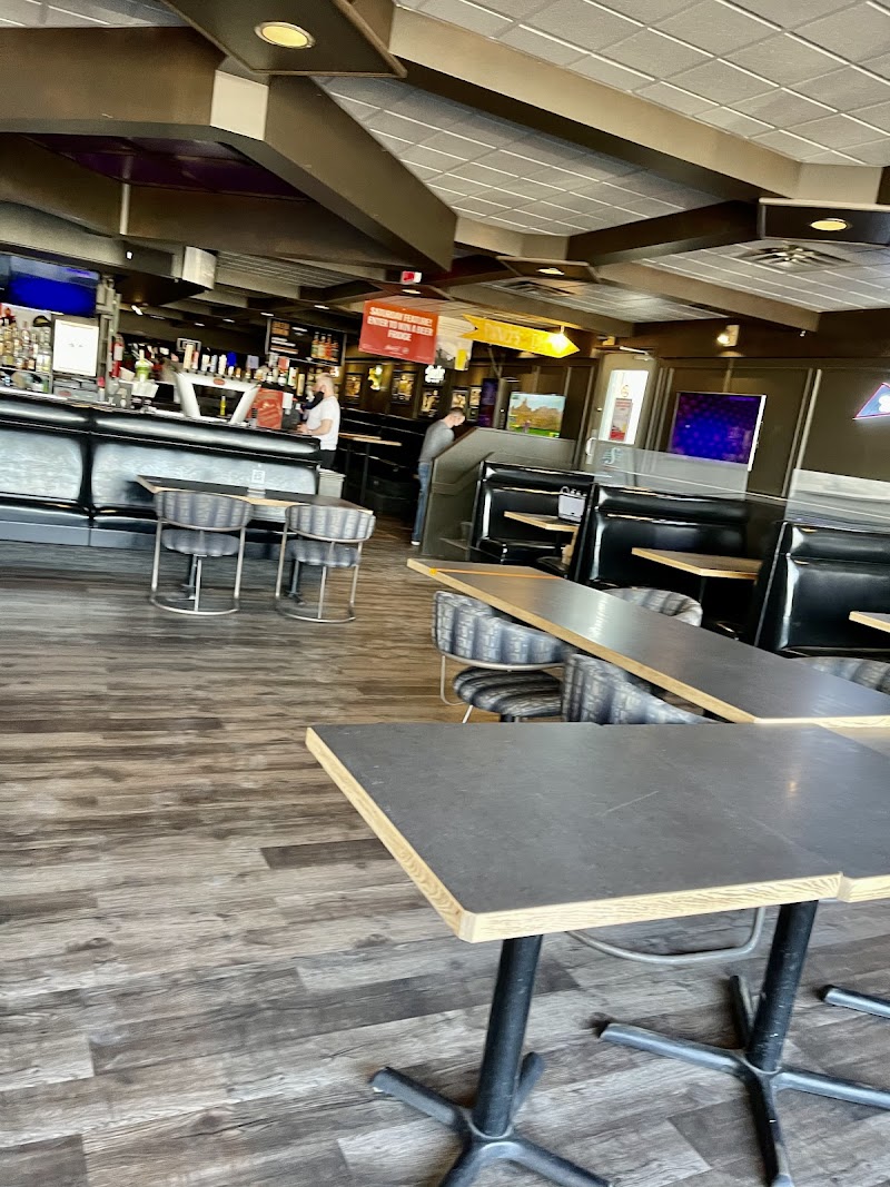 Dino's Bar and Grill