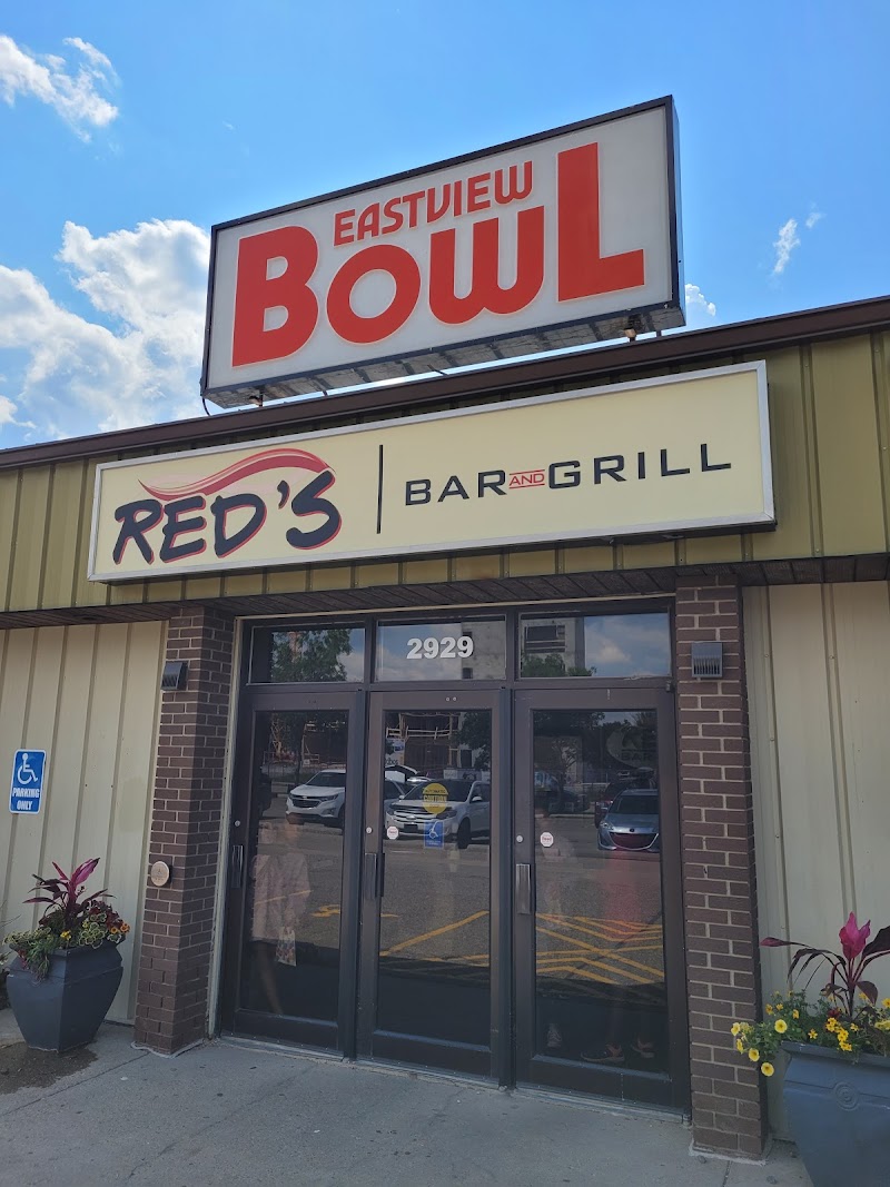 Red's Bar and Grill photo 8