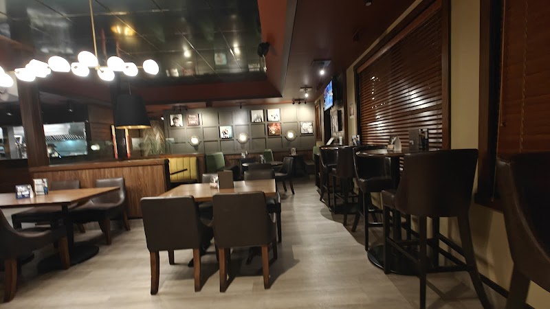 Earls Kitchen + Bar photo 9