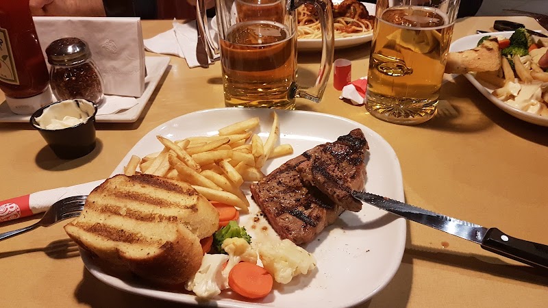 Boston Pizza photo 2