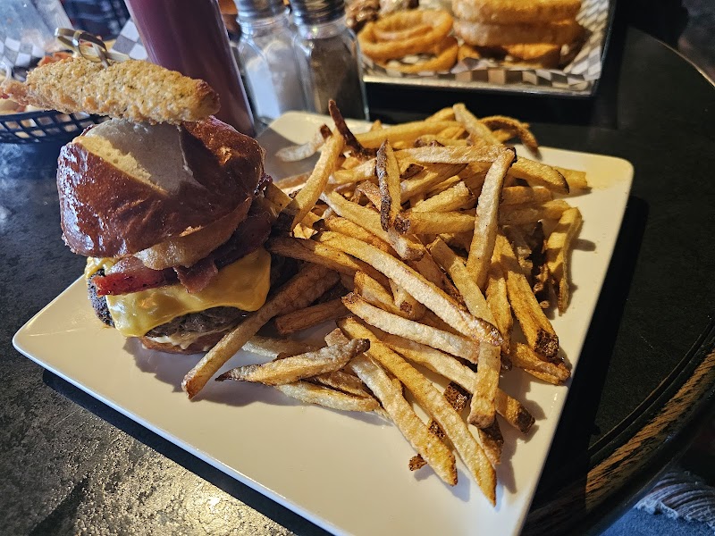 Detour Bar & Grill photo 3