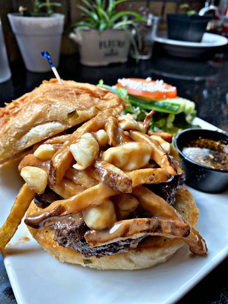 Detour Bar & Grill photo 10
