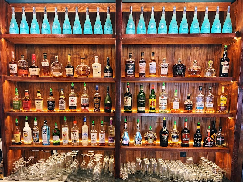 Zervos Tavern & BBQ