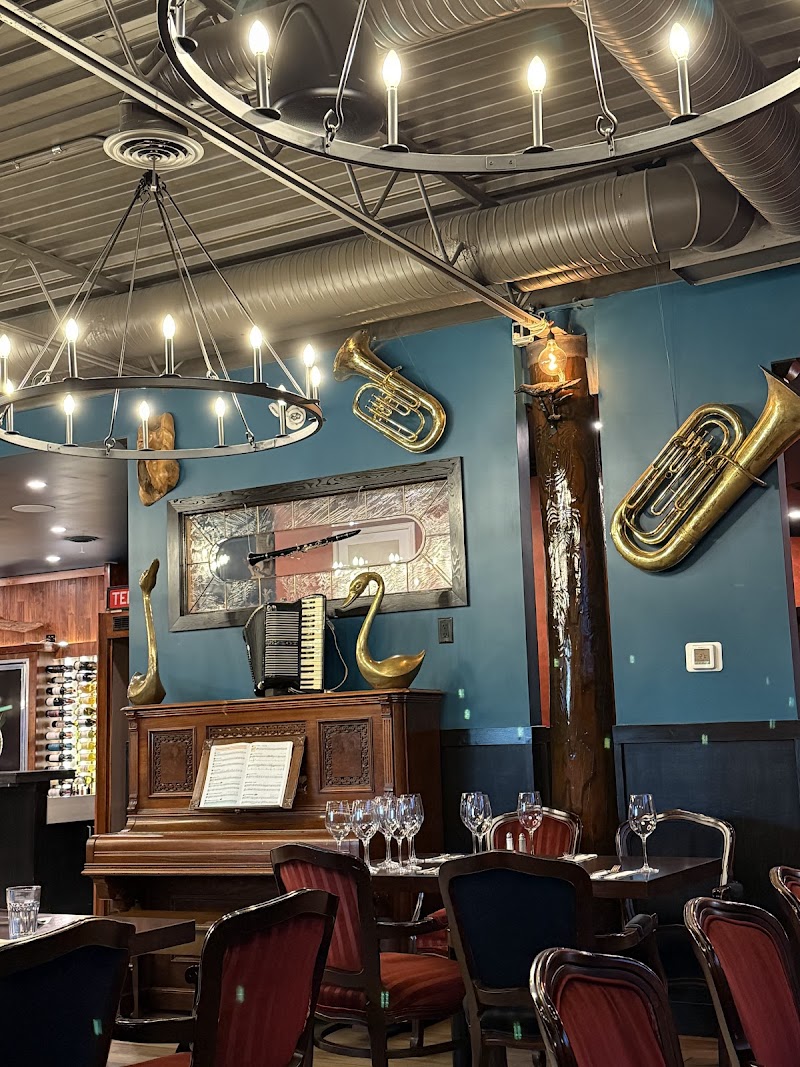 Zervos Tavern & BBQ photo 3