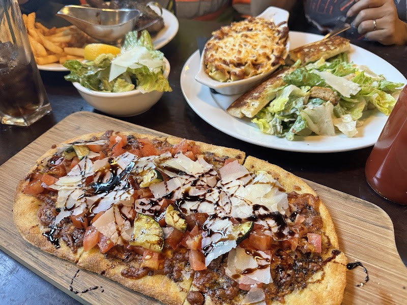 Zervos Tavern & BBQ photo 10