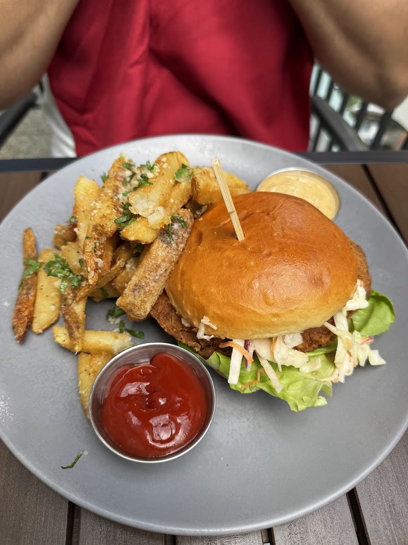 P2B Restaurant + Bar photo 8