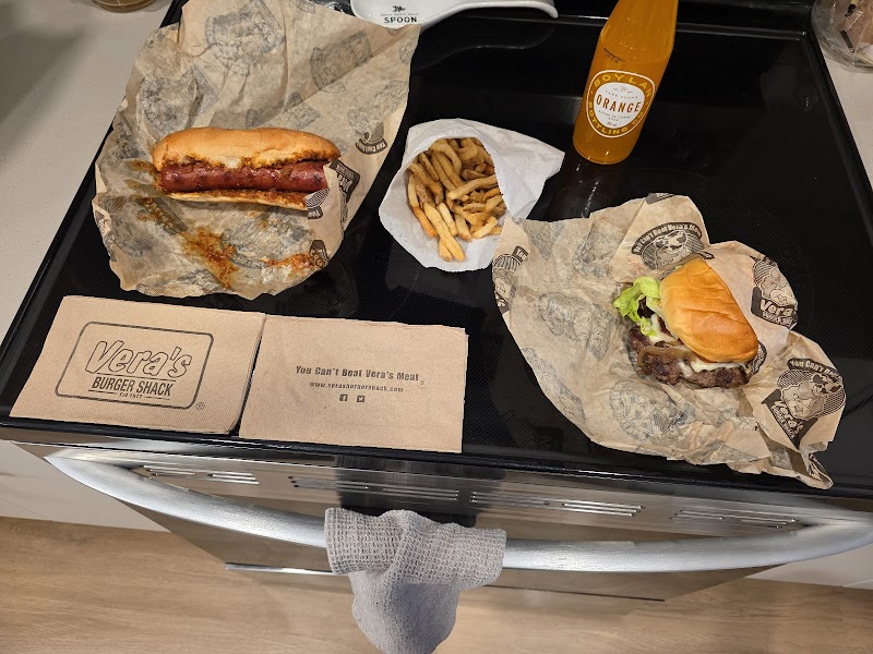 Vera's burger shack photo 4