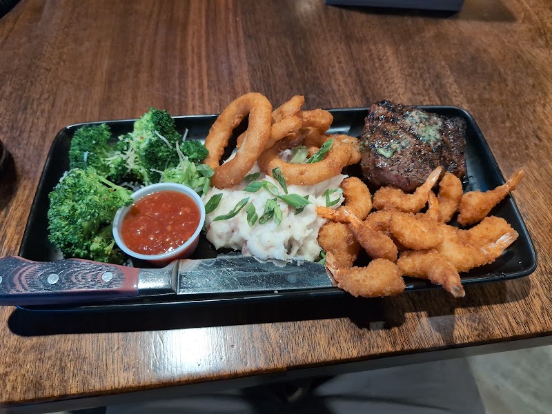 Mr Mikes SteakhouseCasual photo 3