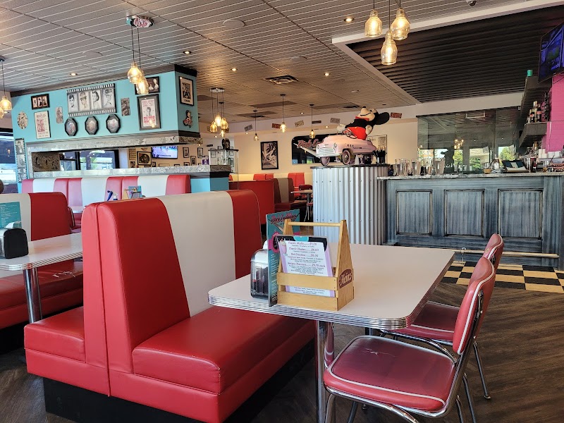 Pink Cadillacs Diner and T-Bird Lounge photo 7