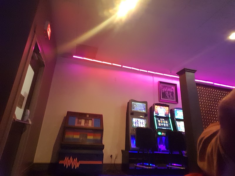 Baileys Lounge photo 3