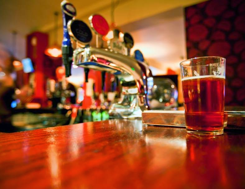 Finn's Irish Pub photo 2