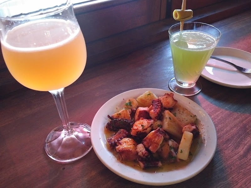 Bar Raval photo 2