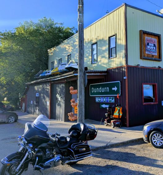 Big Mur's Tavern photo 3
