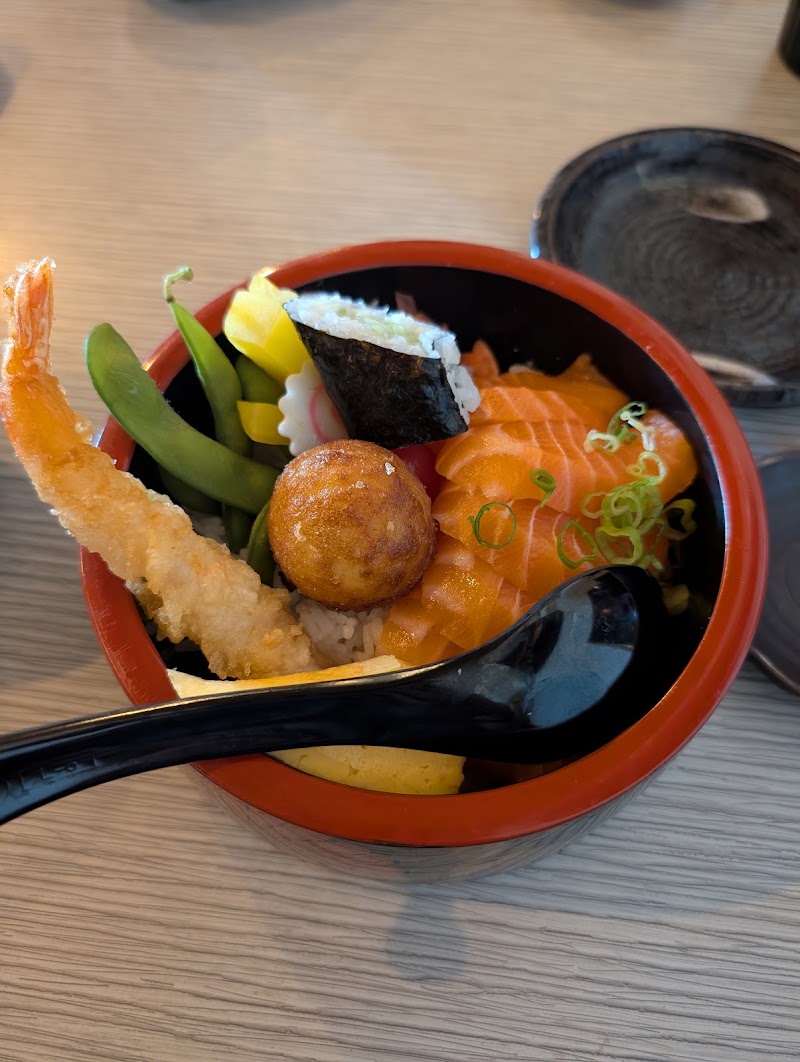 Sushi Raku photo 5