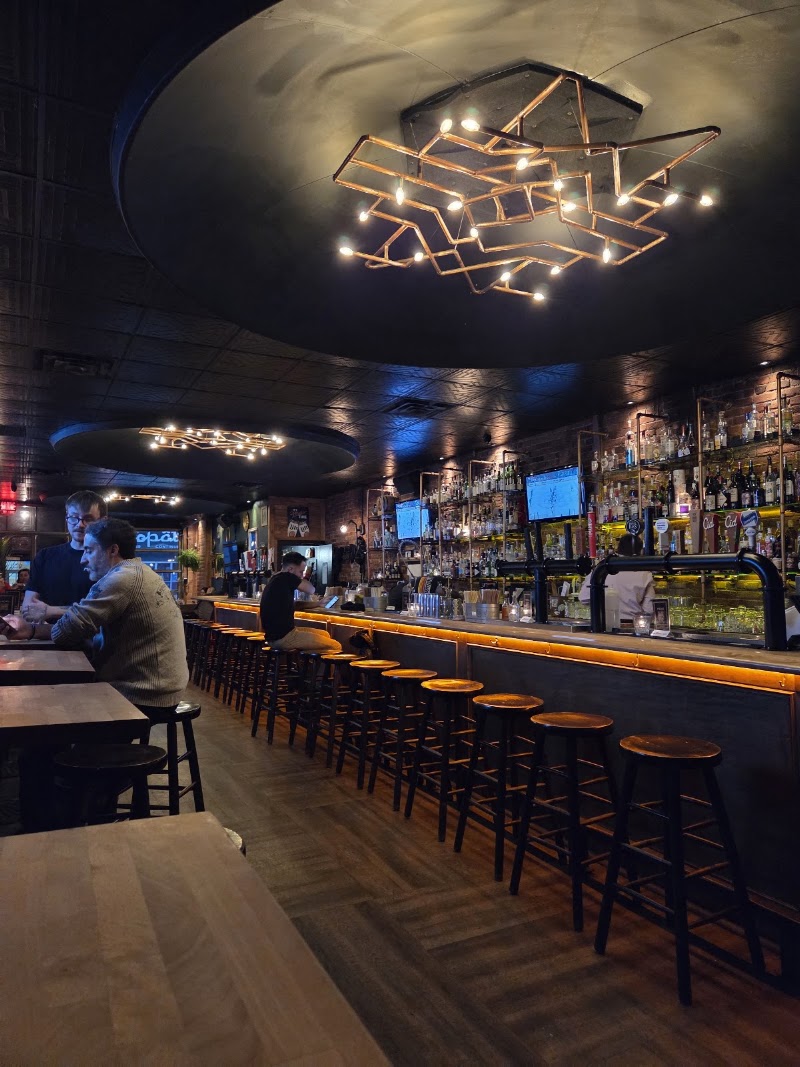 Taverne Midway photo 3