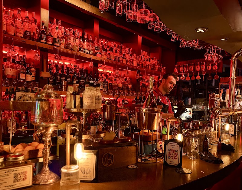 Bootlegger Cocktail Bar & Cuisine Montréal photo 4
