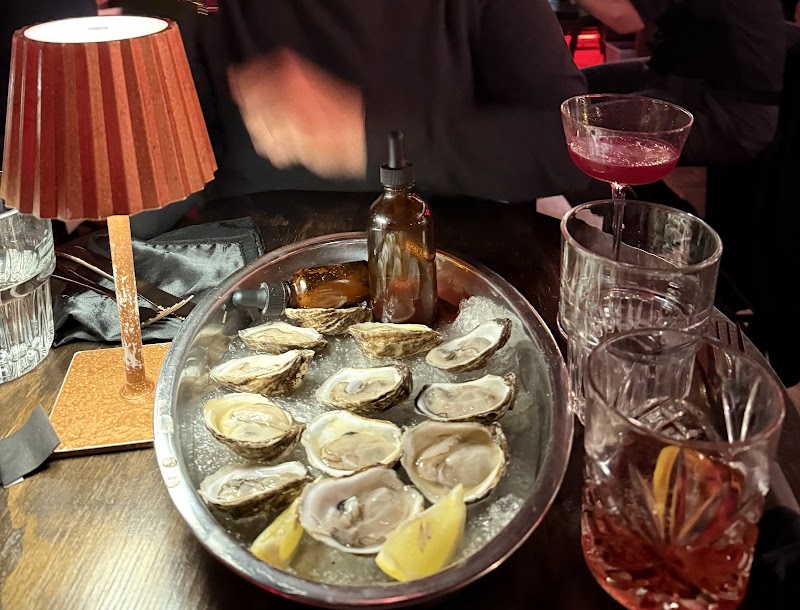 Bootlegger Cocktail Bar & Cuisine Montréal photo 10